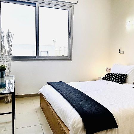 The Penthouse 401 Apartment Ларнака Екстериор снимка